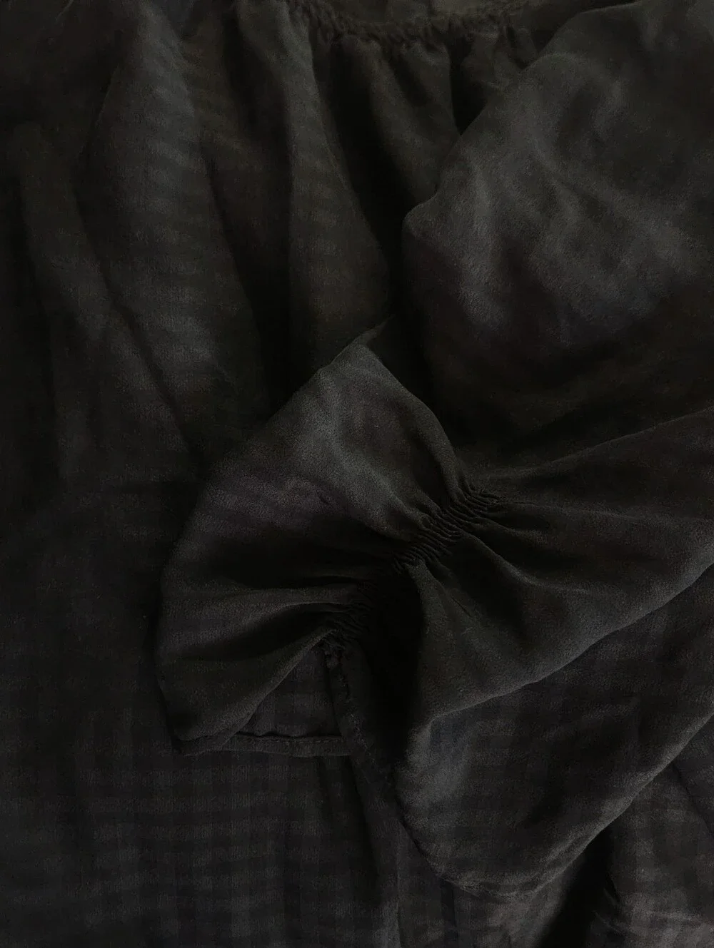 LOFT (Ann Taylor) Black Puff-Sleeve Textured Blouse